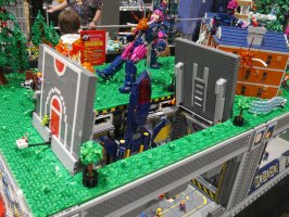 X-Mansion Sentinel Siege by Brixcelsior Big Kid Brix