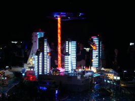 Halo Reach: Fall of New Alexandria by Ben, Peter, Tanner, Simon, Sam EclipseGrafx // BrickWarriors