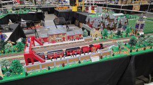WisLUG Train Layout by Andrew Beckett WisLUG members